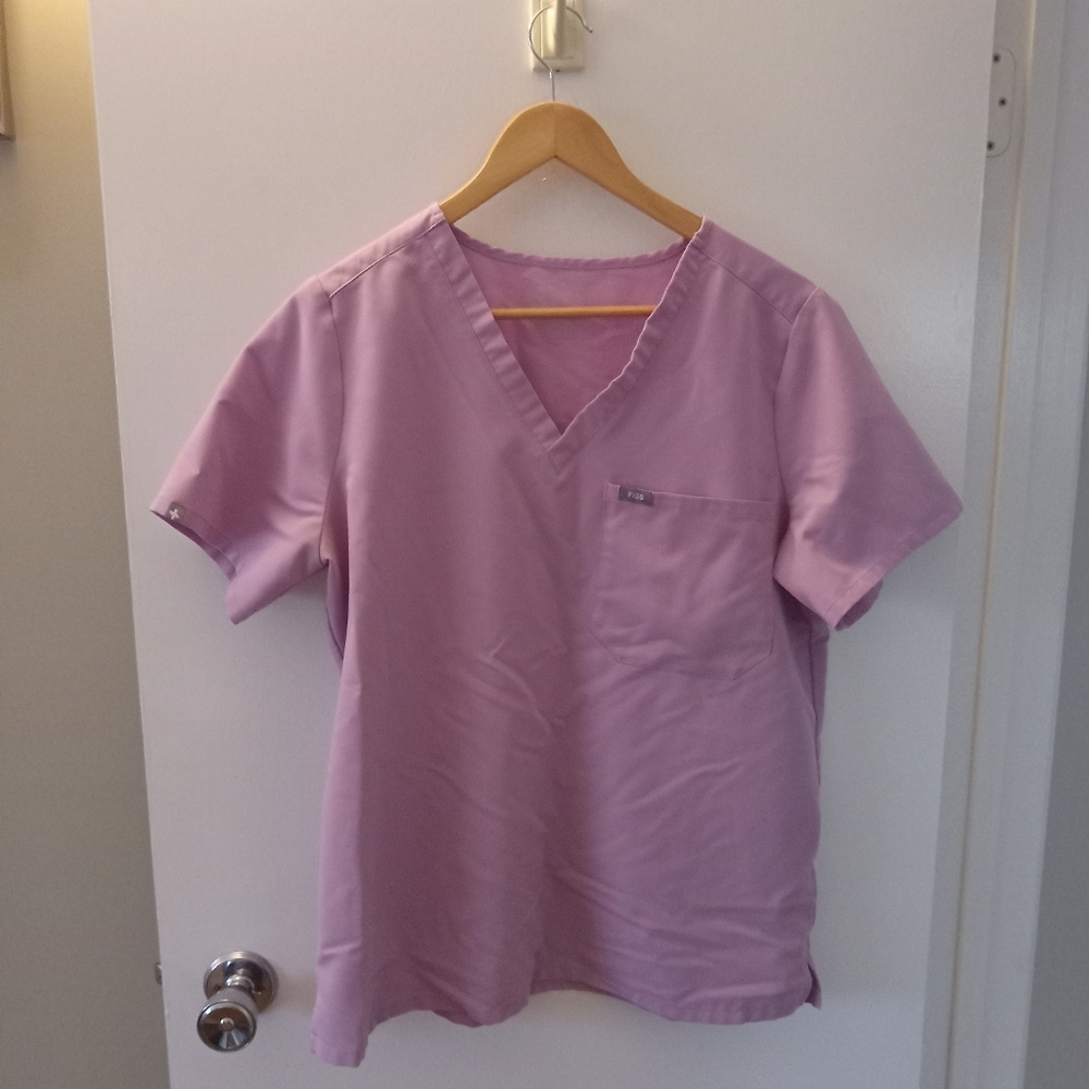 Figs Scrub Top